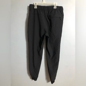 Tapered joggers, black and stretchy